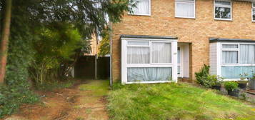 3 bed semi-detached house for sale