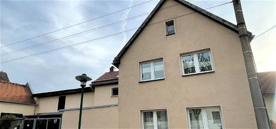 Charmantes Einfamilienhaus im historischen Drei-Seiten-Hof zu verkaufen