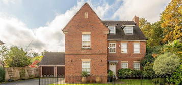 6 bedroom detached house for sale