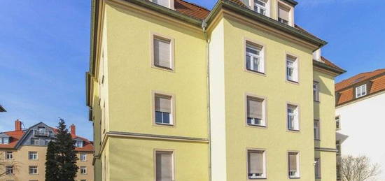 Vermietete 2-Zimmerwohnung mit Einbauküche in Dresden Cotta