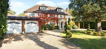 6 bedroom detached house for sale