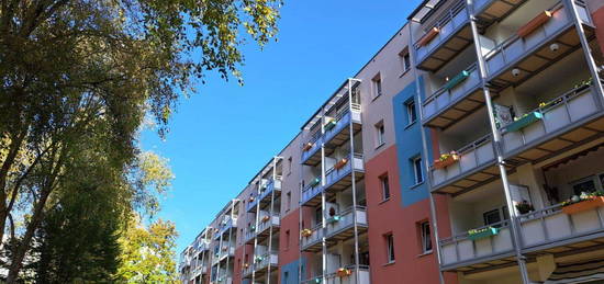 Erstbezug nach Sanierung - 3-Raum-Wohnung mit bodengleicher Dusche!