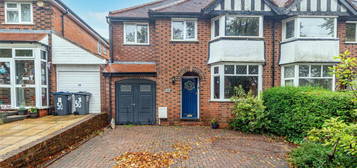 4 bedroom semi-detached house for sale