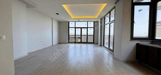 ESKİHİSAR CADDESİNE CEPHE **ULTRA LÜKS 235M2**BAHÇE DUBLEKSİ