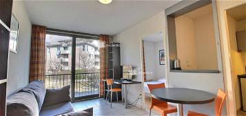 Location - Appartement - 2 pièces + cuisine - 30,97 m² -