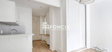 Paris 10ème - PORTE SAINT MARTIN - Studio - 18.68 m2