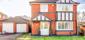 4 bed detached house for sale