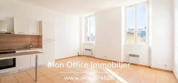 Référence : 4686-CLA. - Appartement T3 rénové à Marseille dans le 1er arrondissement de Marseille