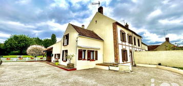 Maison de village 1 étage  à vendre, 6 pièces, 4 chambres, 155 m²