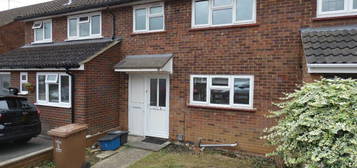 Terraced house to rent in Cholwell Road, Stevenage SG2