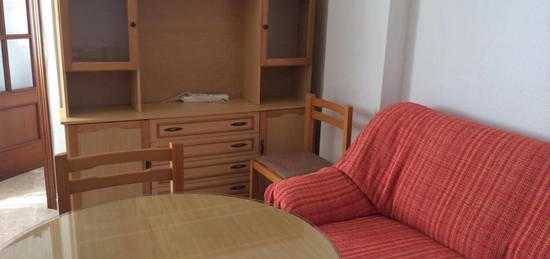 Apartamento de alquiler en Ciudad Jardín - Zoco