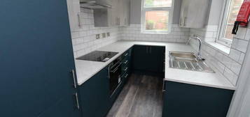 2 bedroom terraced house