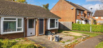 2 bedroom semi-detached bungalow to rent