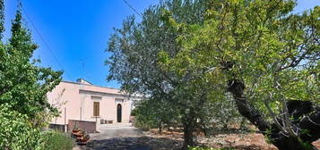 Casa indipendente in vendita in strada Comunale Monte Farella s.n.c