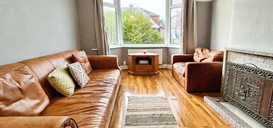 4 bedroom semi-detached house