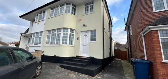 Property to rent in Riverdene, Edgware HA8