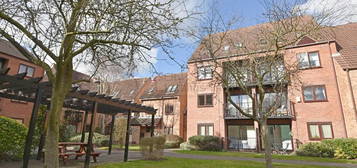 2 bedroom ground floor flat