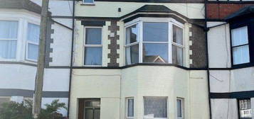 Flat to rent in Flat, Wickham Avenue, Bexhill-On-Sea TN39