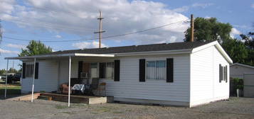 428 N Jefferson St, Merrill, OR 97633