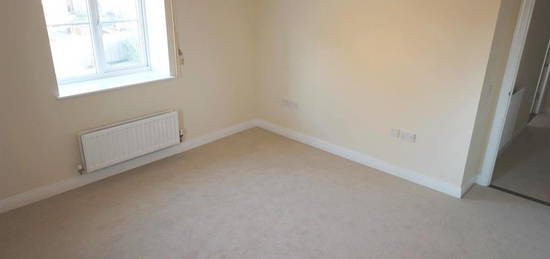 Flat to rent in Jersey Drive, Winnersh, Wokingham RG41