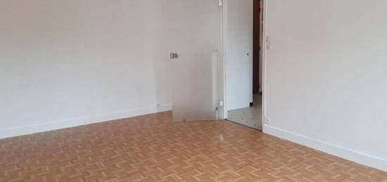 Appartement  à louer, 2 pièces, 1 chambre, 48 m²