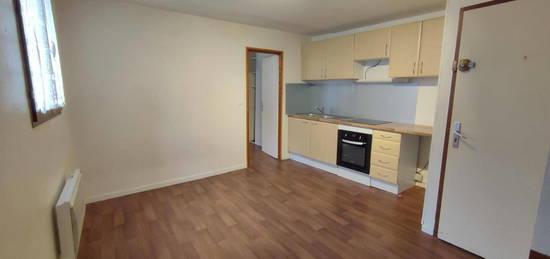 Location appartement 1 pièce 28 m²