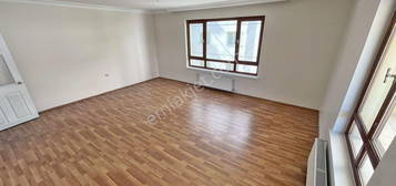 MURAT GAYRMENKULDEN SANATORYUM HASTANE YANI N CEPHE 3.KATTA 3+1 120M2 16500TL