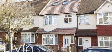 6 bedroom terraced house to rent