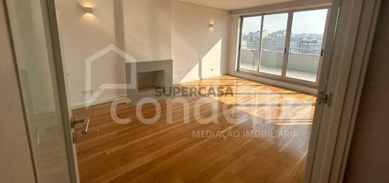 T3 completamente remodelado em Matosinhos Sul