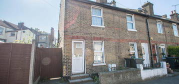 2 bedroom end of terrace house