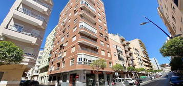 Piso en calle Restoy, Plaza de Toros - Santa Rita, Almería