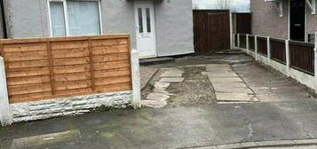 3 bedroom semi-detached house