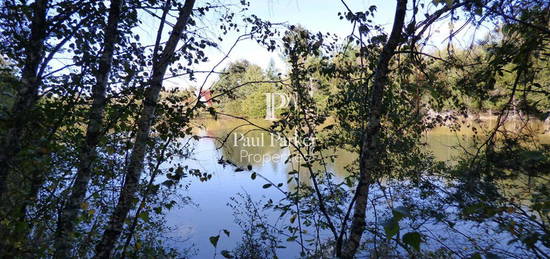 Maison de maître à colombages 250 m² et 140 ha