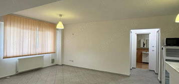 Plaza Mall Romania apartament două camere-Particular