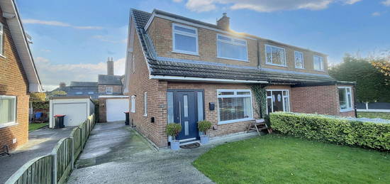 3 bed semi-detached house for sale