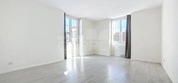 Appartement  à louer, 2 pièces, 1 chambre, 51 m²