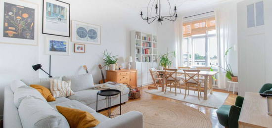 Exklusives 2-Zimmer-Apartment mit Balkon im Herzen Charlottenburgs