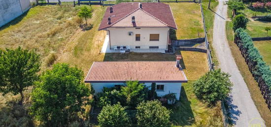 Villa unifamiliare via Aquileia 23, Plasencis, Mereto di Tomba