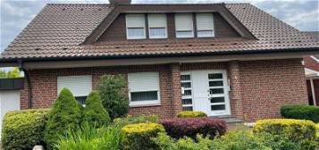 Schönes Zweifamilienhaus in Hochmoor zu verkaufen