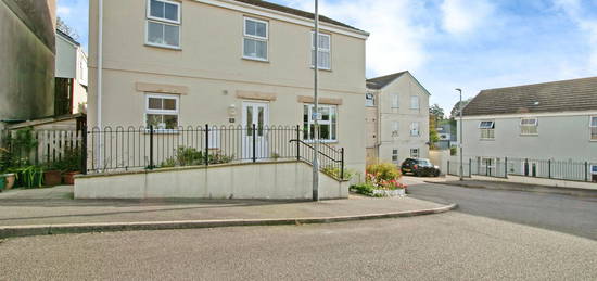 3 bed detached house for sale