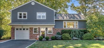 78 Shady Ln, Fanwood, NJ 07023