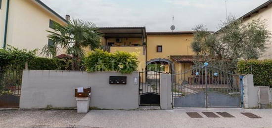 Villa in vendita in via Poincicco s.n.c