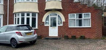 5 bedroom semi-detached house