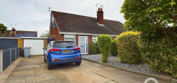 2 bedroom semi-detached house for sale