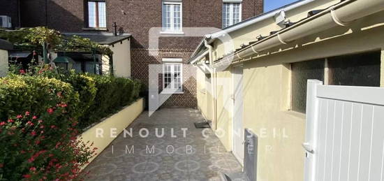 Maison de ville  à vendre, 3 pièces, 2 chambres, 70 m²