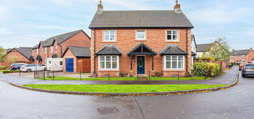 4 bed detached house for sale