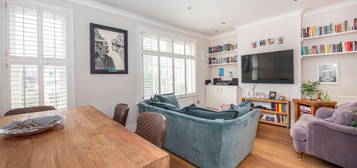 3 bed flat for sale