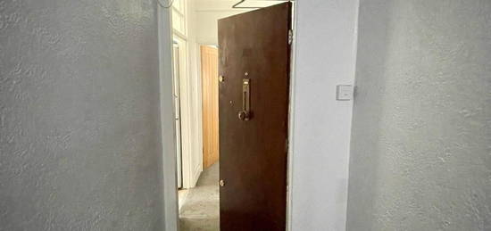 2 bed flat to rent