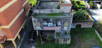 Casa di paese in vendita in via Filippo Corridoni