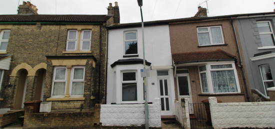 Terraced house to rent in Seaview Road, Gillingham, Kent ME7